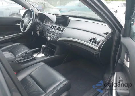 2009 Honda Accord 2.4 Ex-L z USA, uszkodzony, nr VIN 1HGCP26819A055776